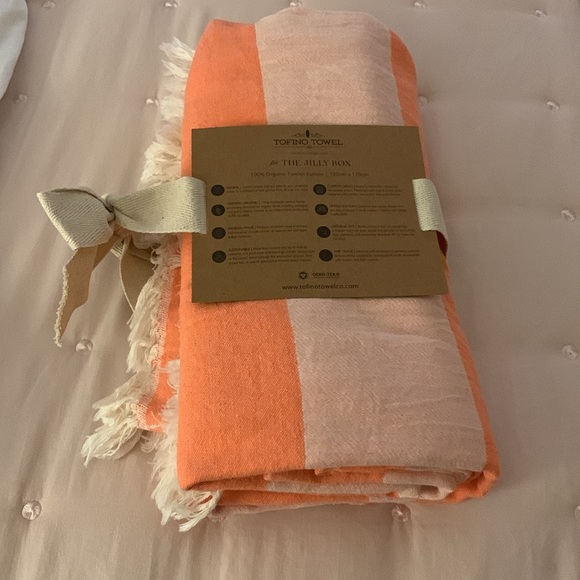 Tofino Towel Co. Jilly Summer Stripe Throw indoor/outdoor towel/throw - Picture 3 of 7